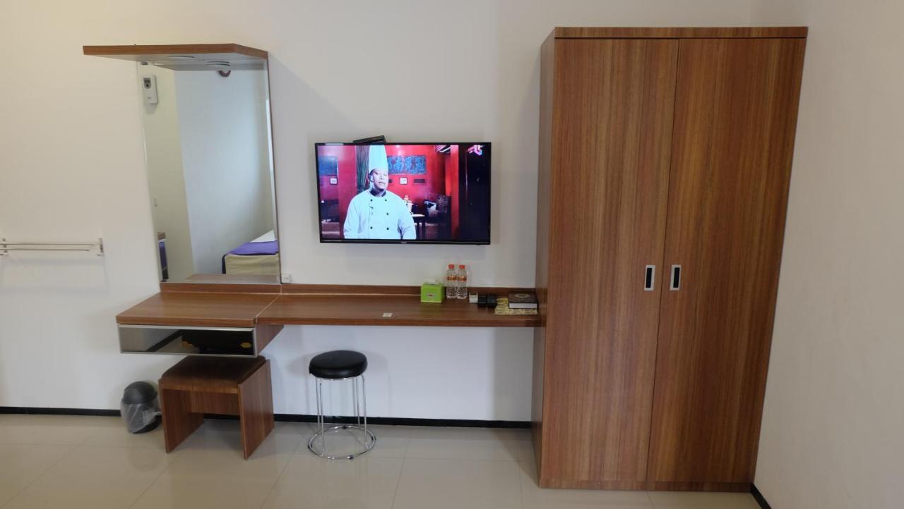 Sultan Guesthouse Tulungagung Luaran gambar