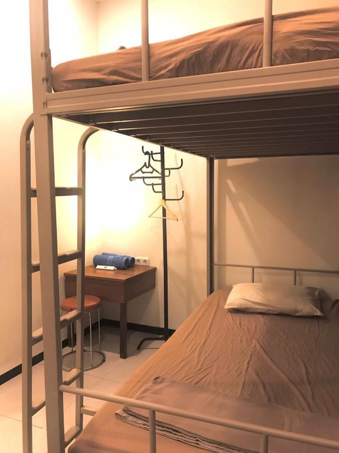 Sultan Guesthouse Tulungagung Luaran gambar