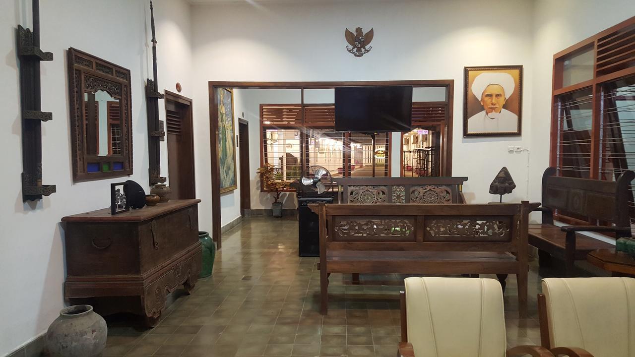 Sultan Guesthouse Tulungagung Luaran gambar