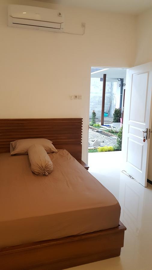 Sultan Guesthouse Tulungagung Luaran gambar