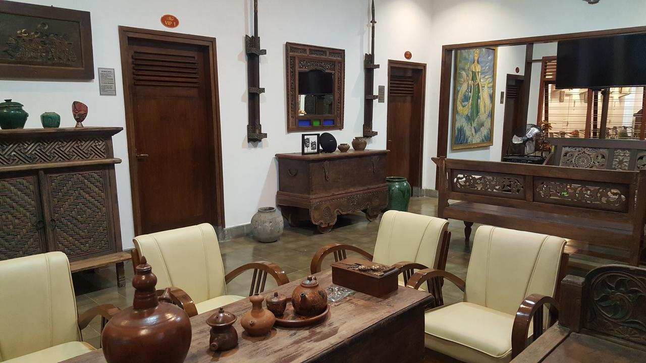 Sultan Guesthouse Tulungagung Luaran gambar