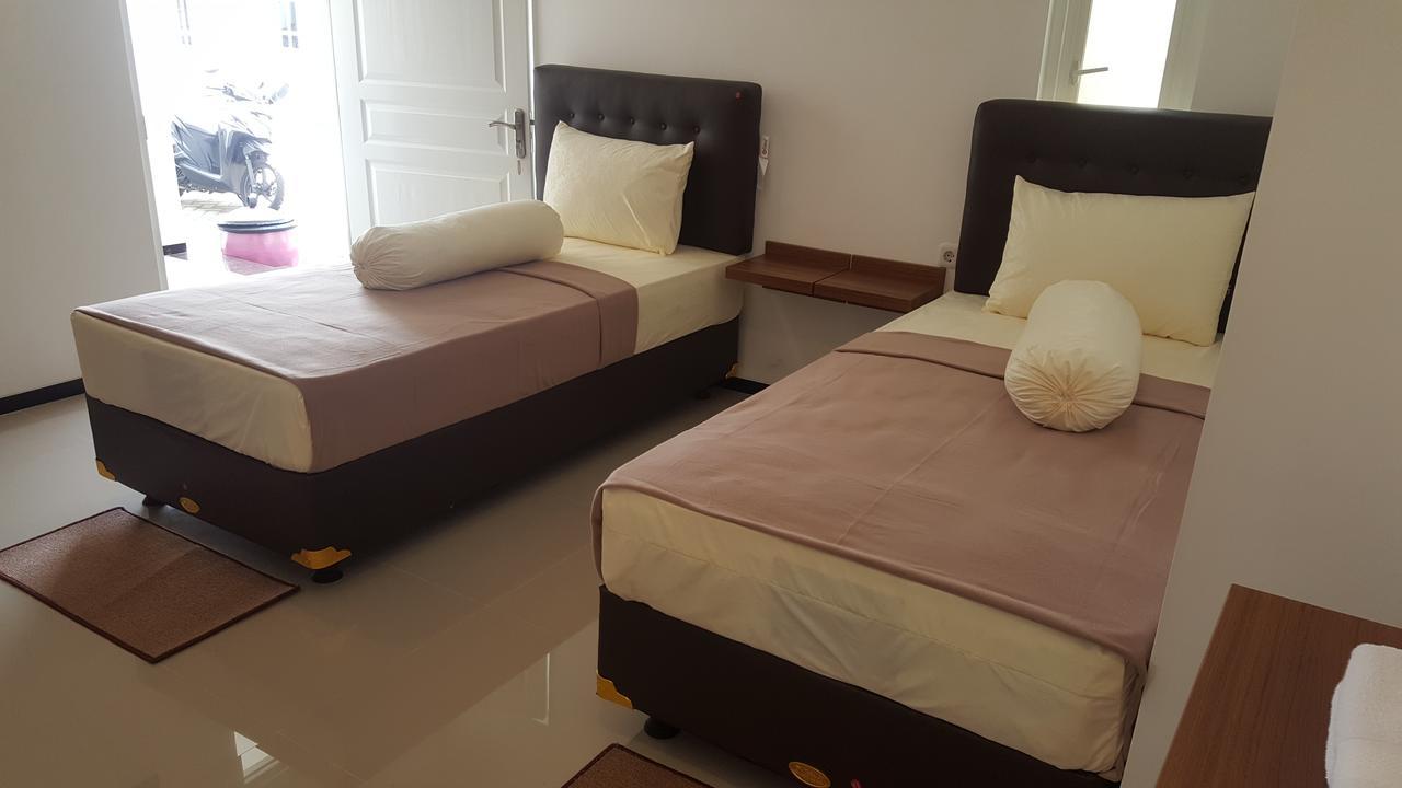 Sultan Guesthouse Tulungagung Luaran gambar