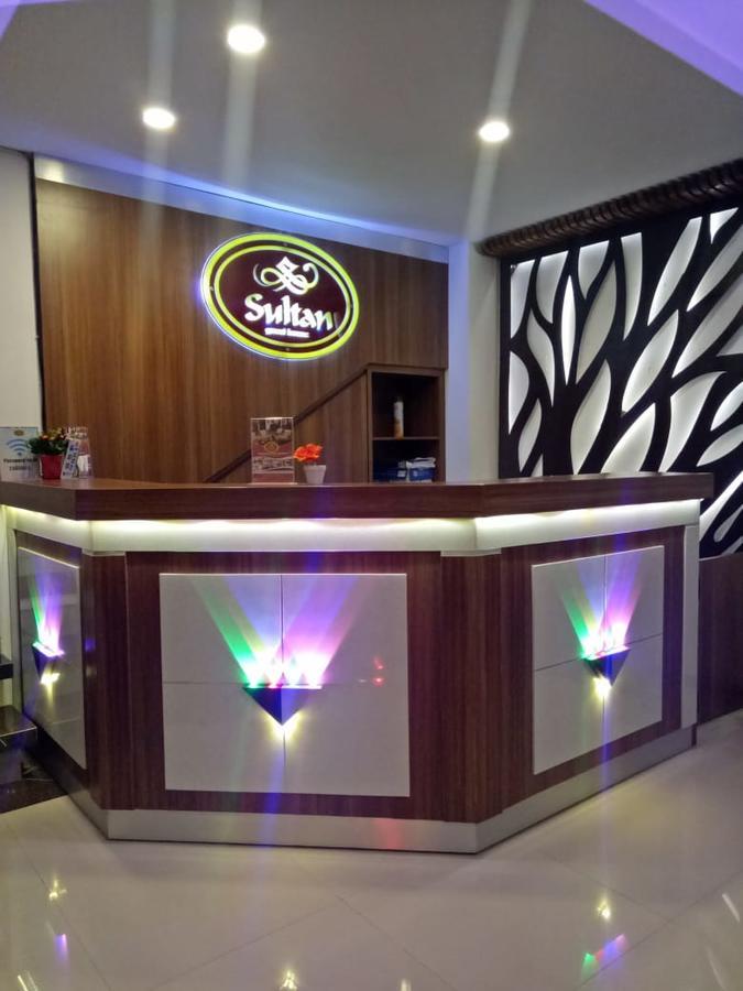 Sultan Guesthouse Tulungagung Luaran gambar
